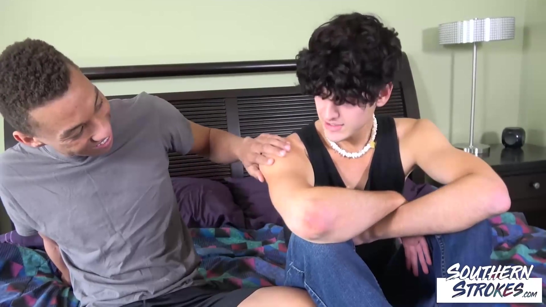 James Jacobs - Kinky Troy Lopez Massaged By James Jacob