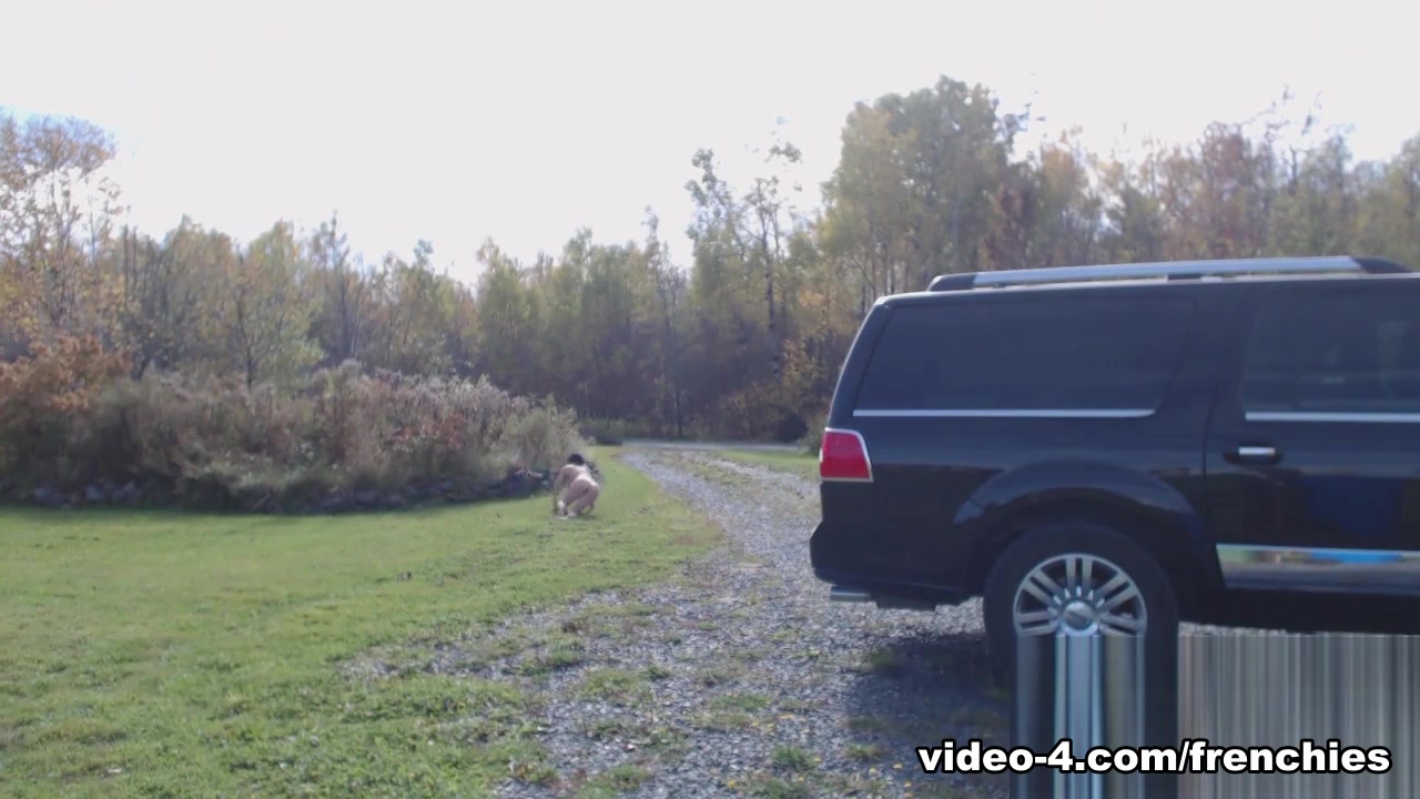 Livecam Outdoor Domination And Indecent Exposure - KinkyFrenchies