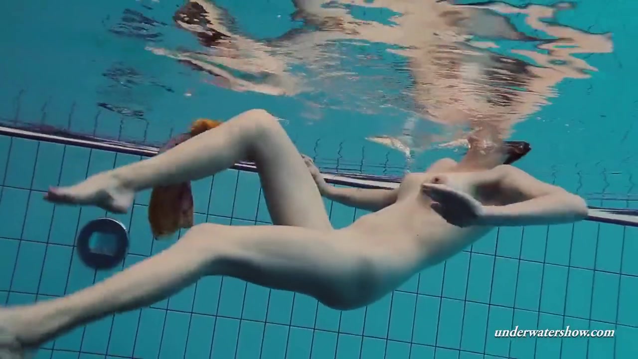 Russian Petite Skinny Beauty Lera Underwater