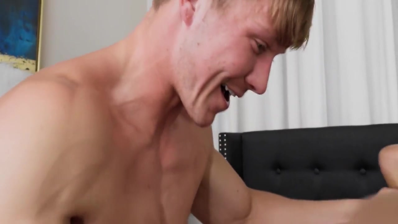 Ndss Hunk Bangs Out Beefy Country Boy 12 Min - Maksim Johnson And Brandon Anderson
