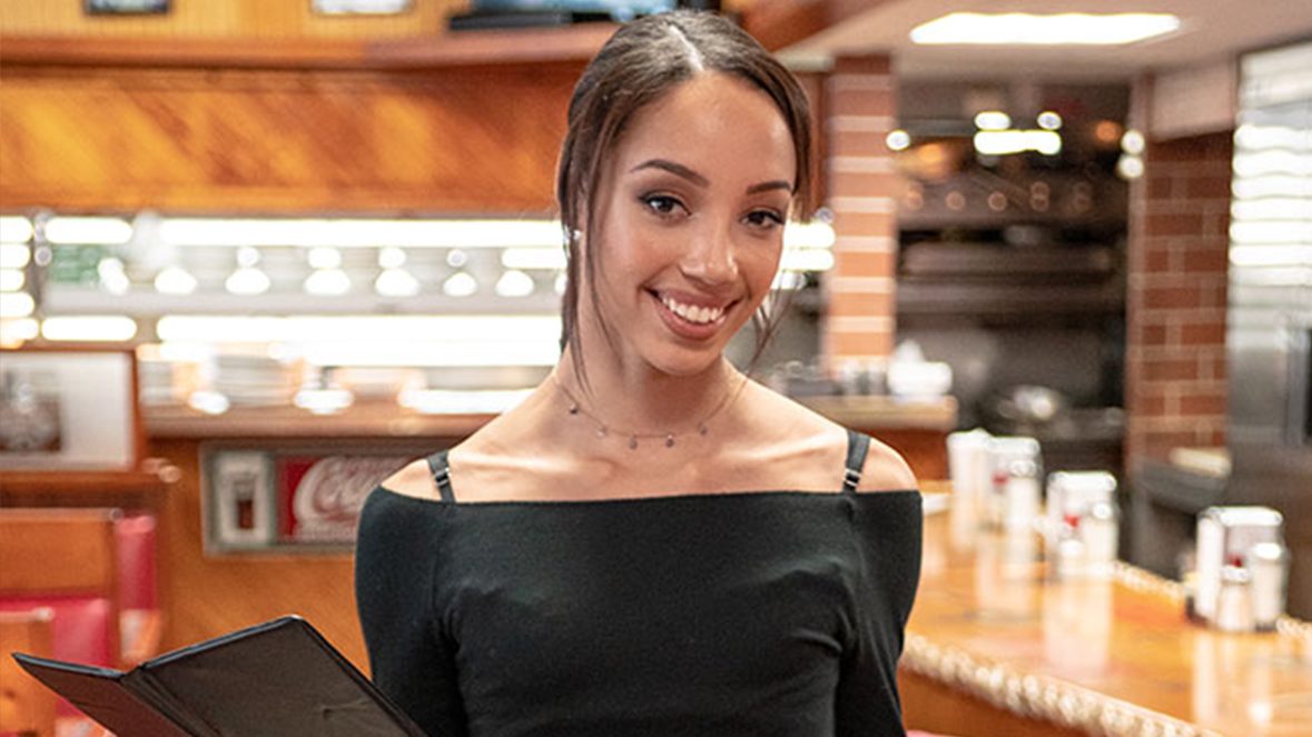 Waitress POV - Alexis Tae - Sex For A Sedan