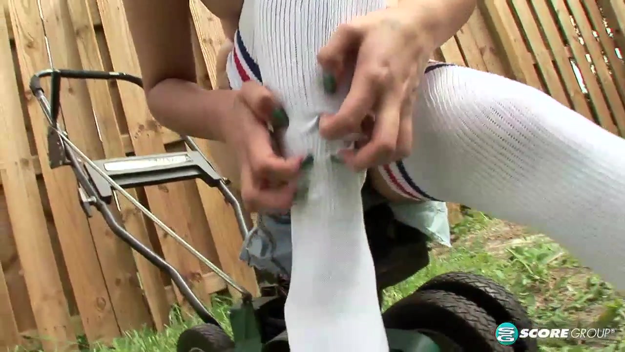 Sweatin' Socks - LegSex