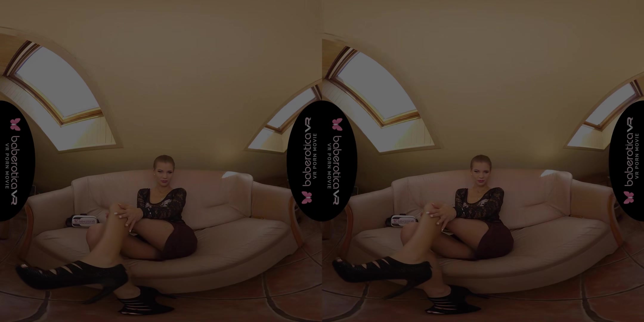 Slender Sarah Kay Works Magic On Cam - BaberoticaVR
