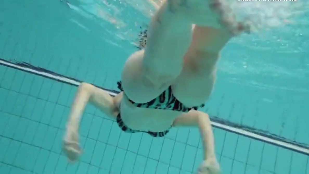 Underwater Pure Hot Erotics With Markova