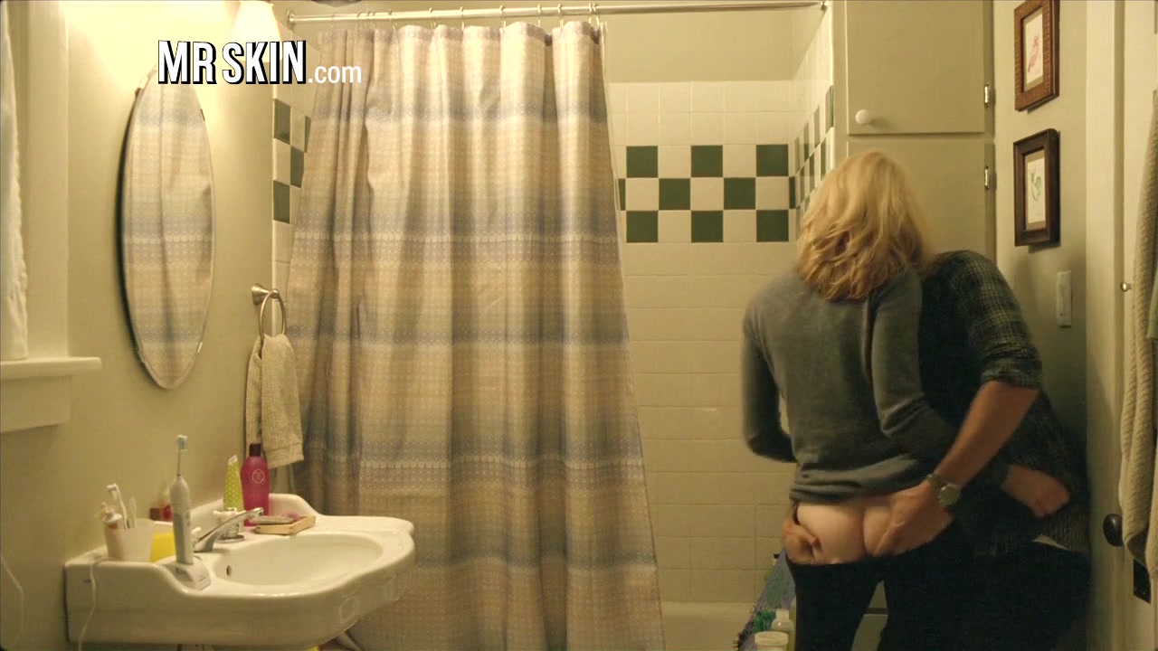 Gwyneth Paltrow Will Give You an Iron Gland - Mr.Skin