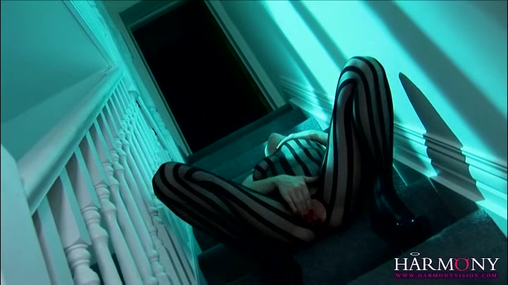 Masturbation show - HarmonyVision