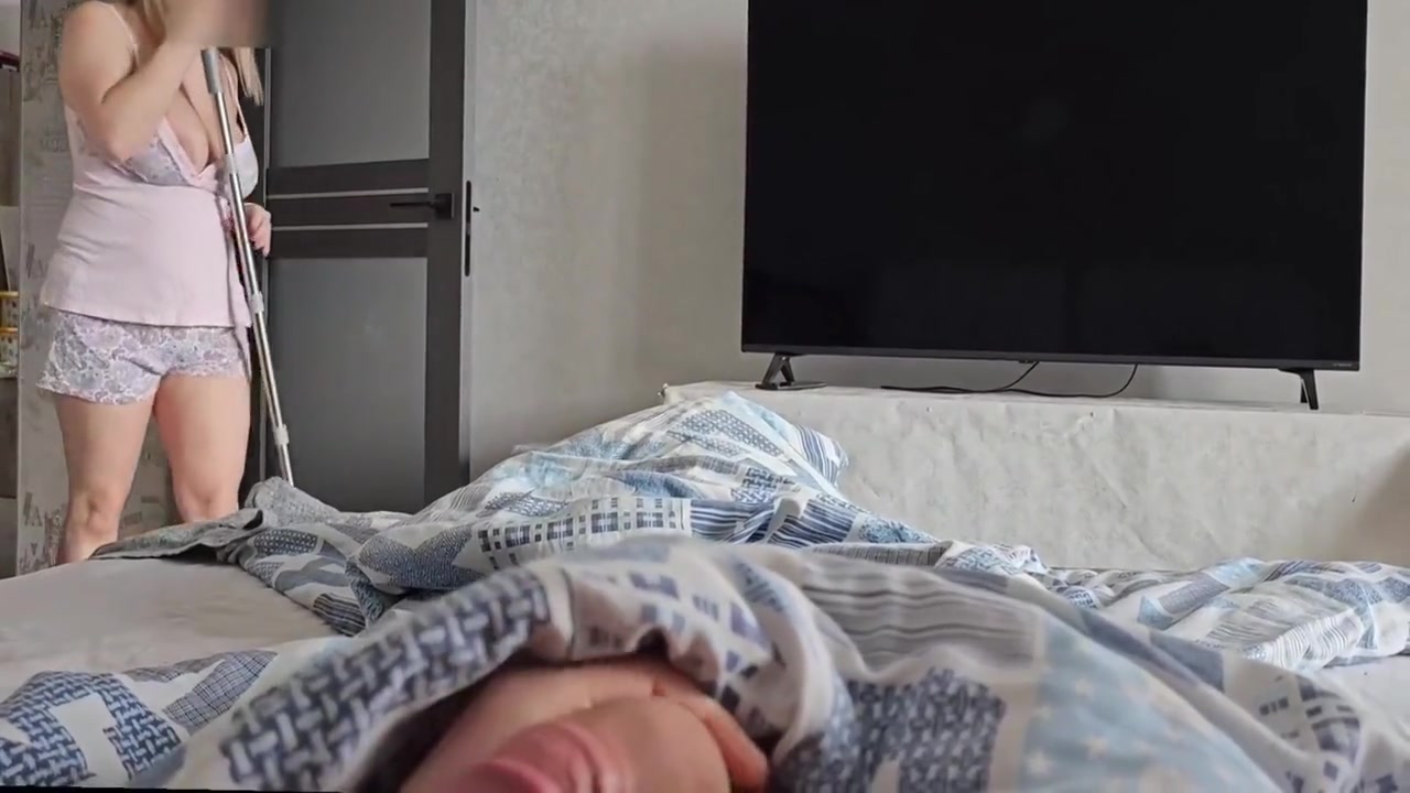 Very Beautiful - Stepsister Wants To Clean Up The House, She Walks In Front Of Me Half Naked And I See Her Big Beautiful Tits, I Show Her My Horny Dick And She Jerks Off My Dick, She Is A Blonde, This Girl Does A Deep Blowjob And Loves Big Thick Dicks 5 M