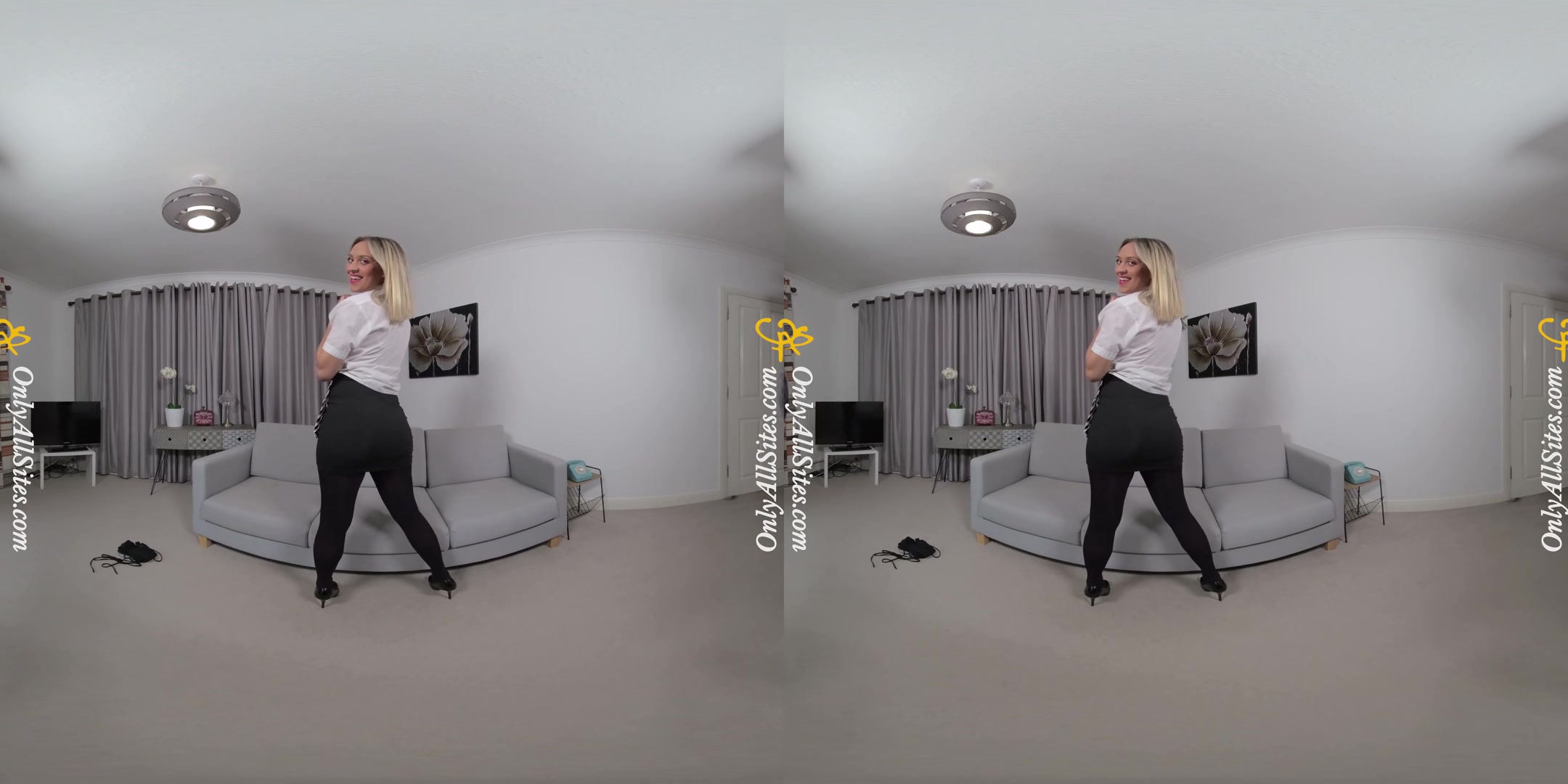 Samantha - OnlyTease