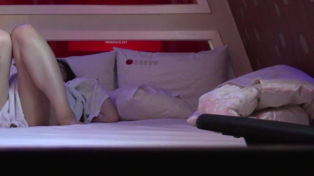 Amateur homemade video of an Oriental couple pleasing each other