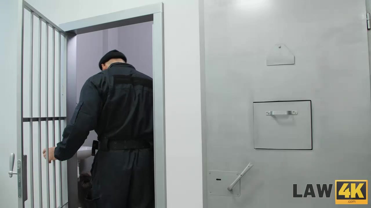 Law4k. Sexy drug dealer gets double penetrated by all her crimes