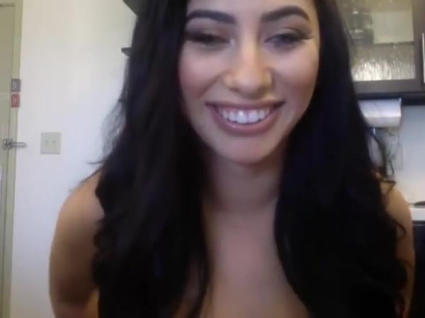 She loves to squirt