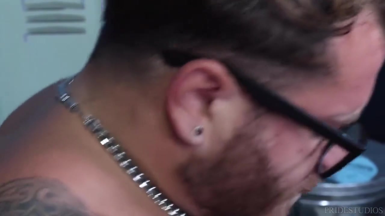 Sultry Glasses Get Fucked - Riley Mitchel And Max Romano
