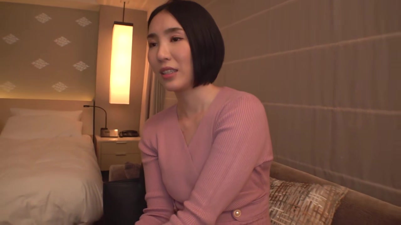 0009680_ハイヒール 顔面騎乗位 首輪などが含まれている