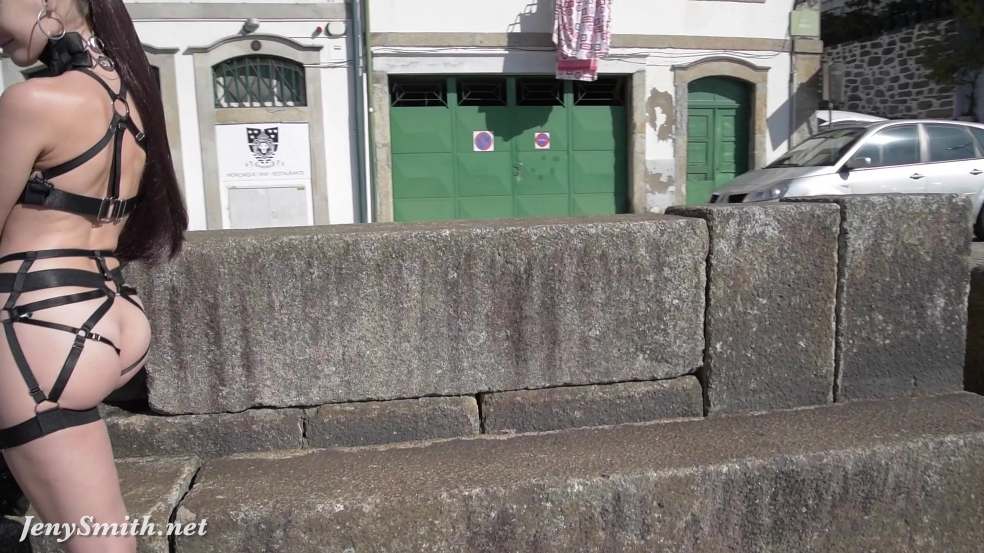 Jeny Smith - MyMokondo strap bondage in public