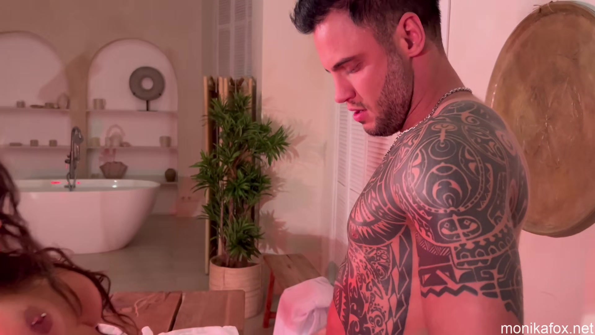 Monika Fox On Massage Squirting From Pussy Fingering - Monikafox
