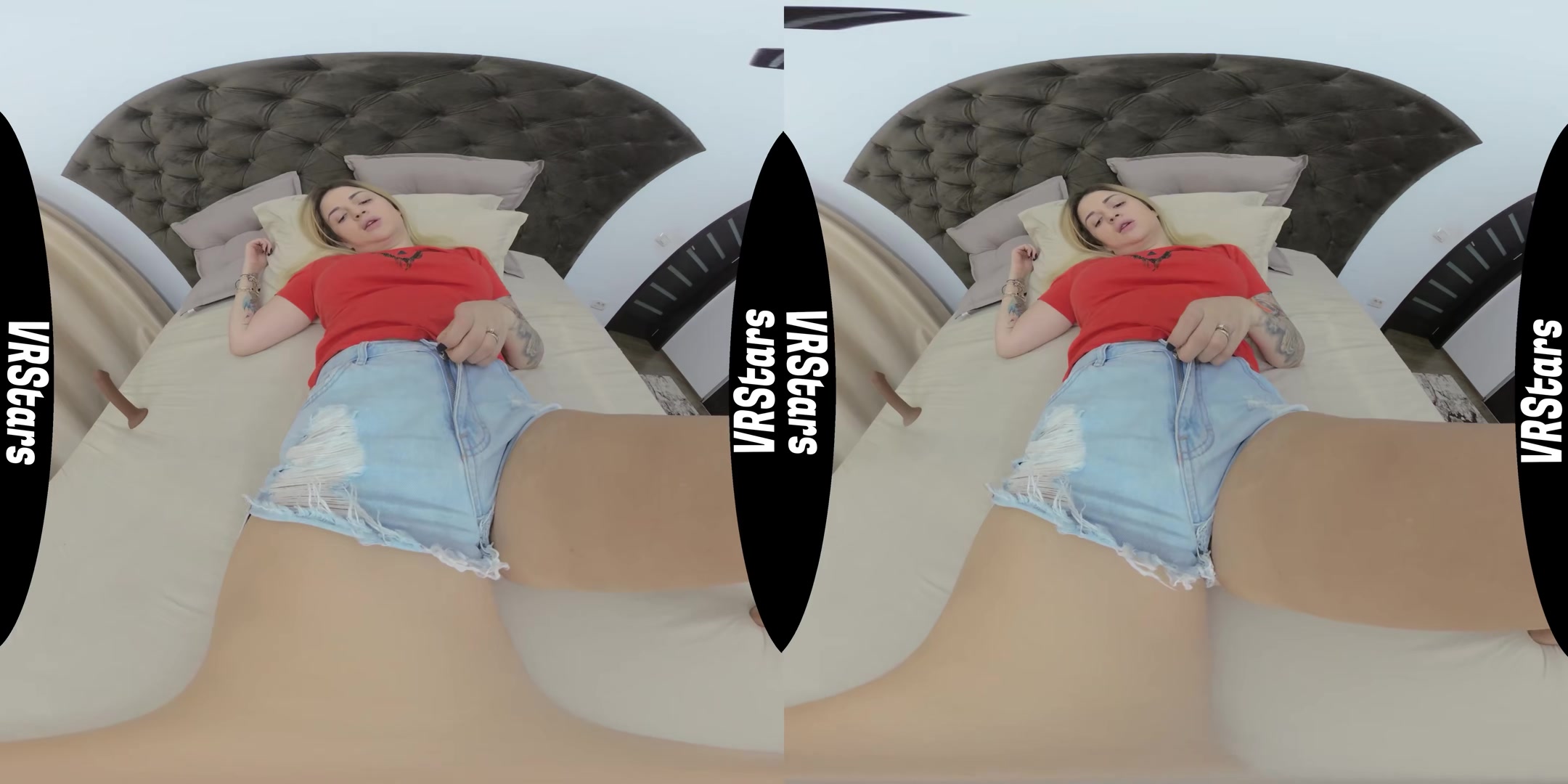 Dripping Wet Pussy Orgasm To Beautiful Squirting - VRStars
