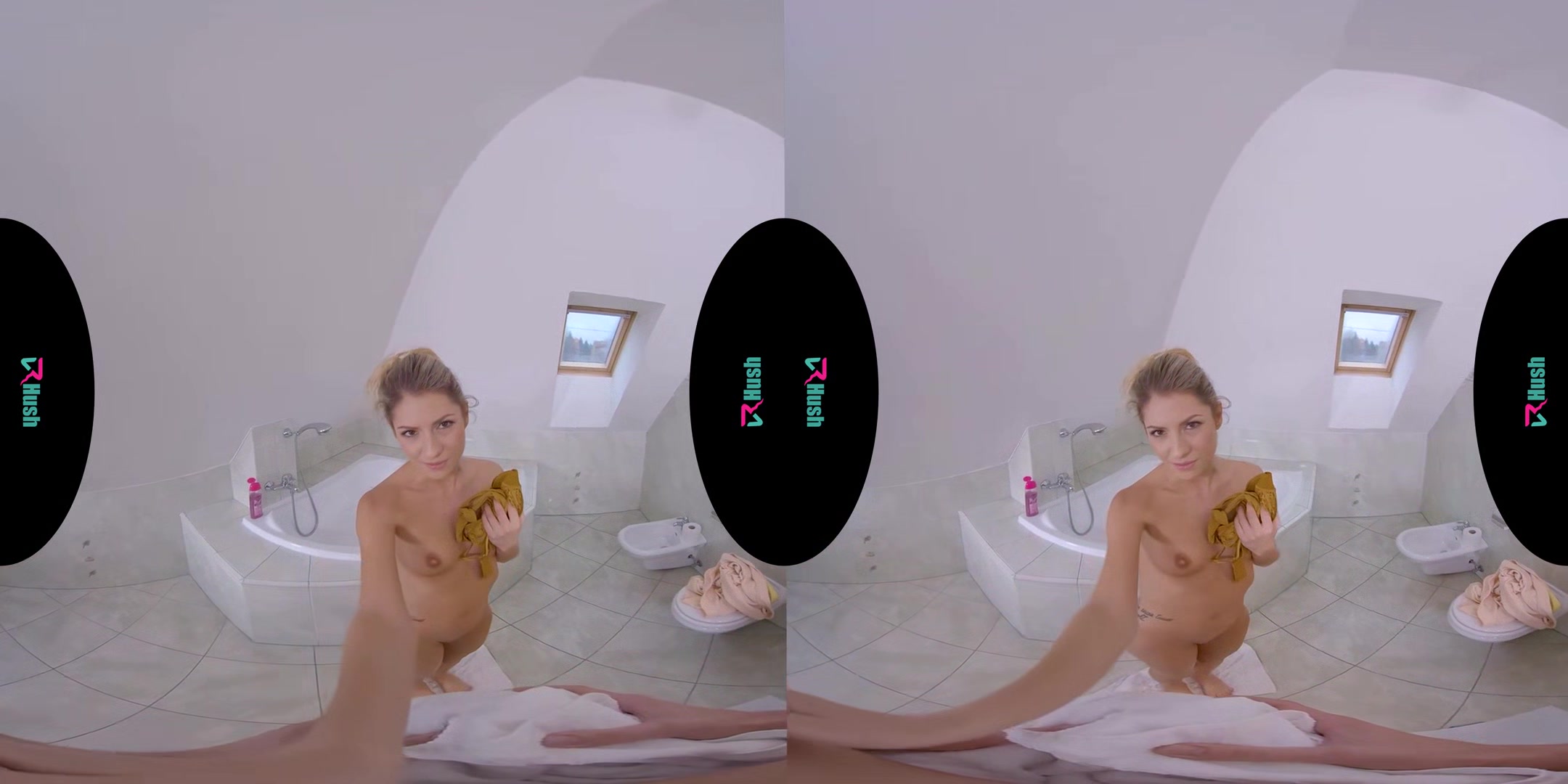 VRHUSH Rebecca Volpetti is ready to drain your cock