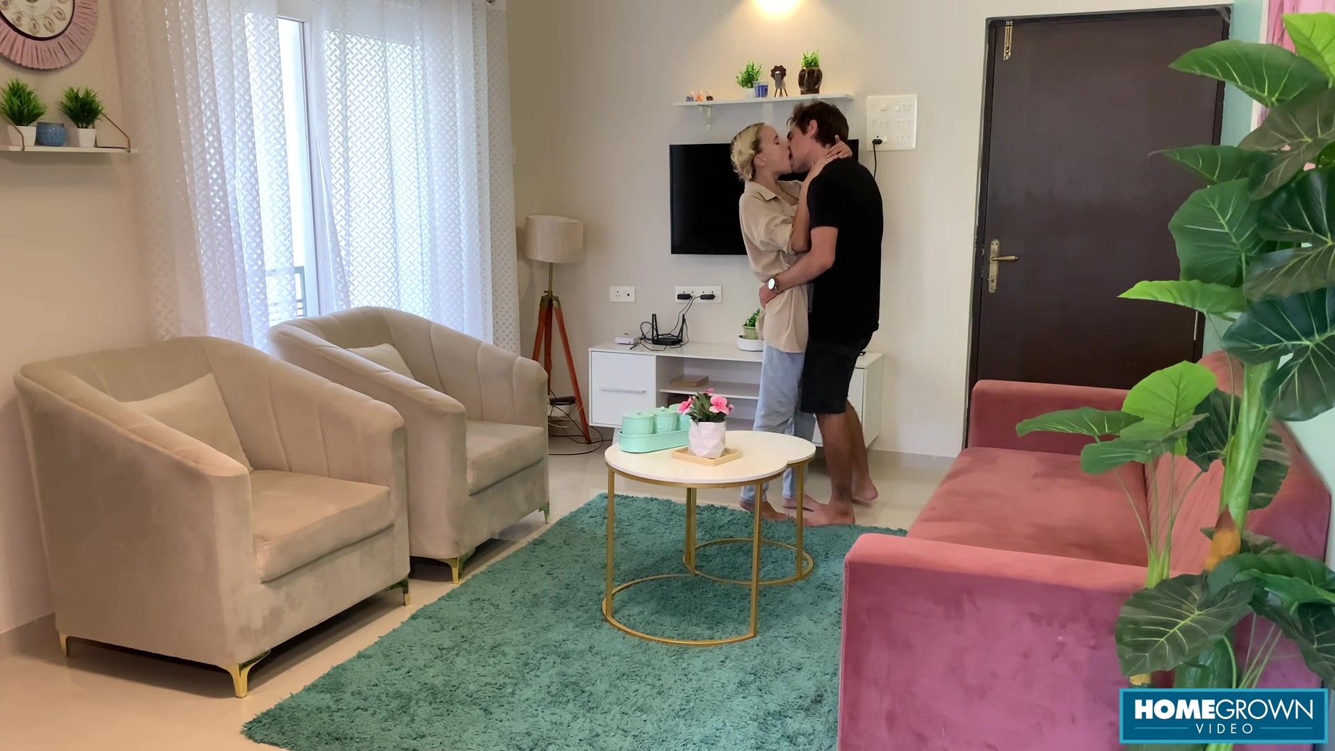 Lolipop Splashed With Cum! - Lolipop & Mark Pirson