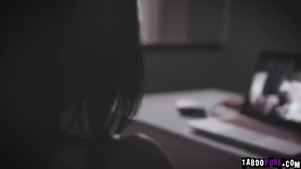 Kendra Wants Stepbro To Take Her Butt With Pure Taboo, Kendra Spade And Small Hands