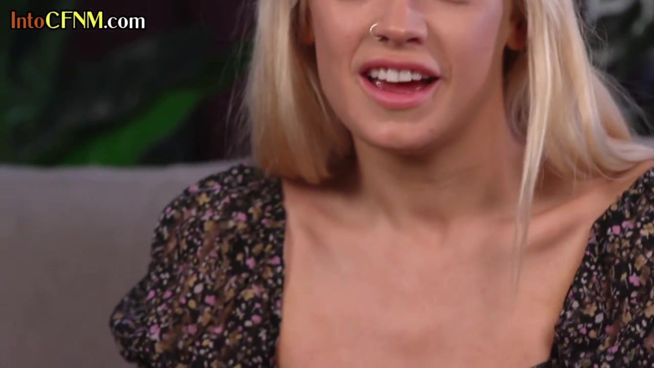 Brit CFNM femdom babe enjoys giving HJ to lucky guys