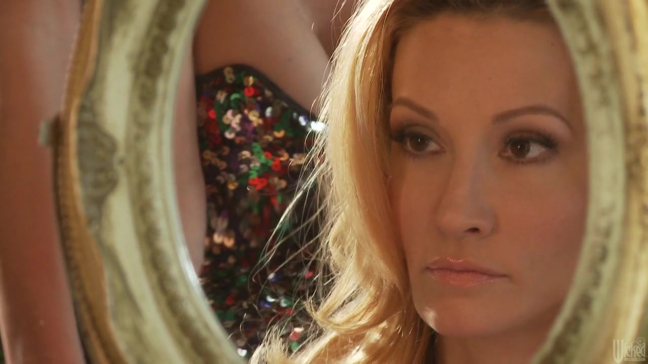 Nicki Hunter In The Rocki Whore Picture Show A Hardcore Parody, Scene 6