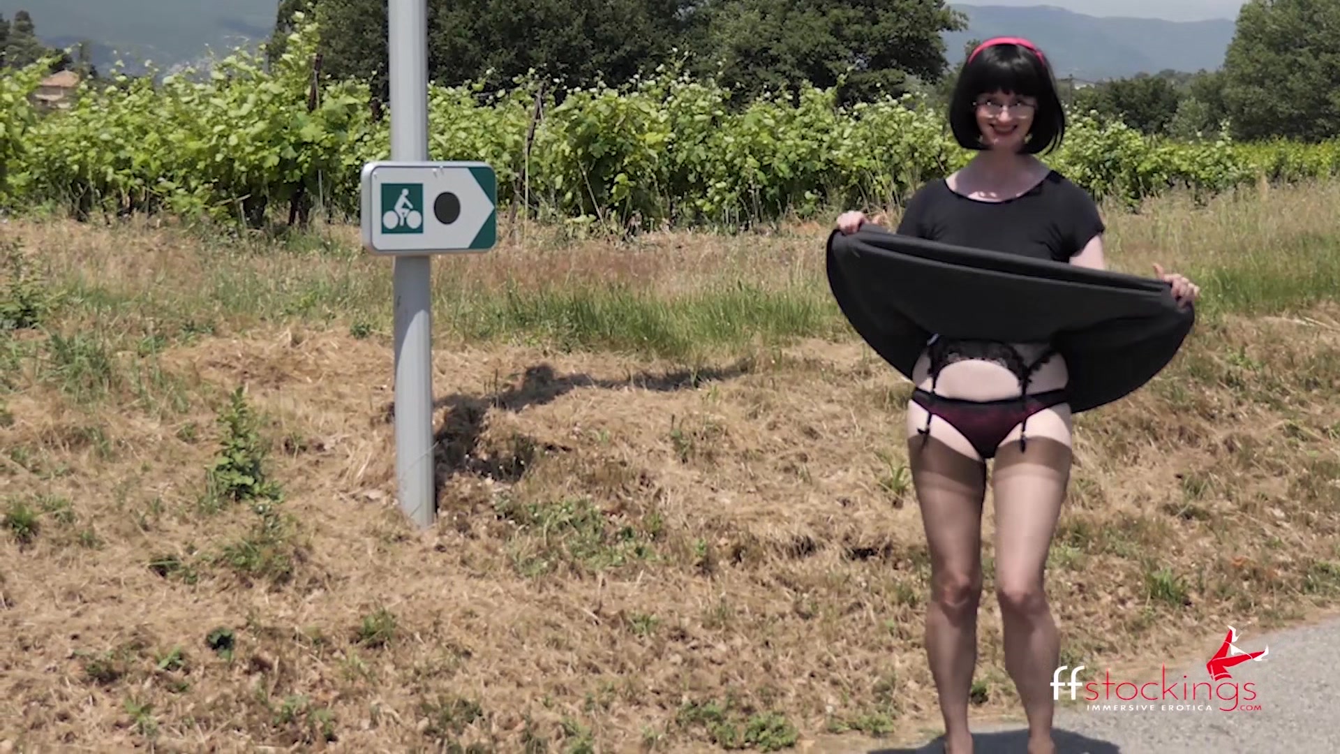 Public Exhibitionist