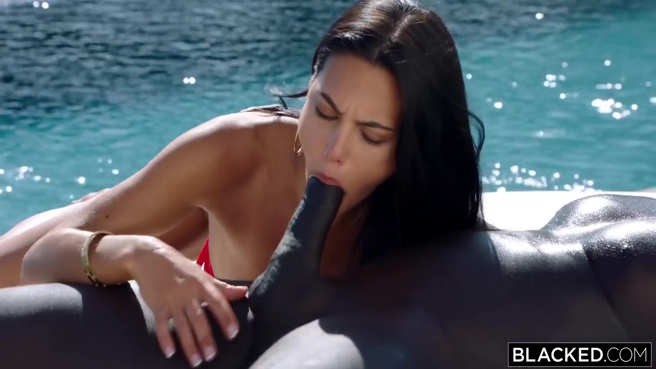 This College Student 18+ Too The Craziest Bbc Vacation With Apolonia Lapiedra And Freddy Gong