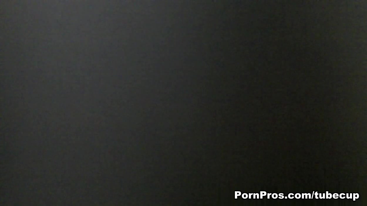 Big Titty Brunette Gives Out Door Lovin' - PornPros