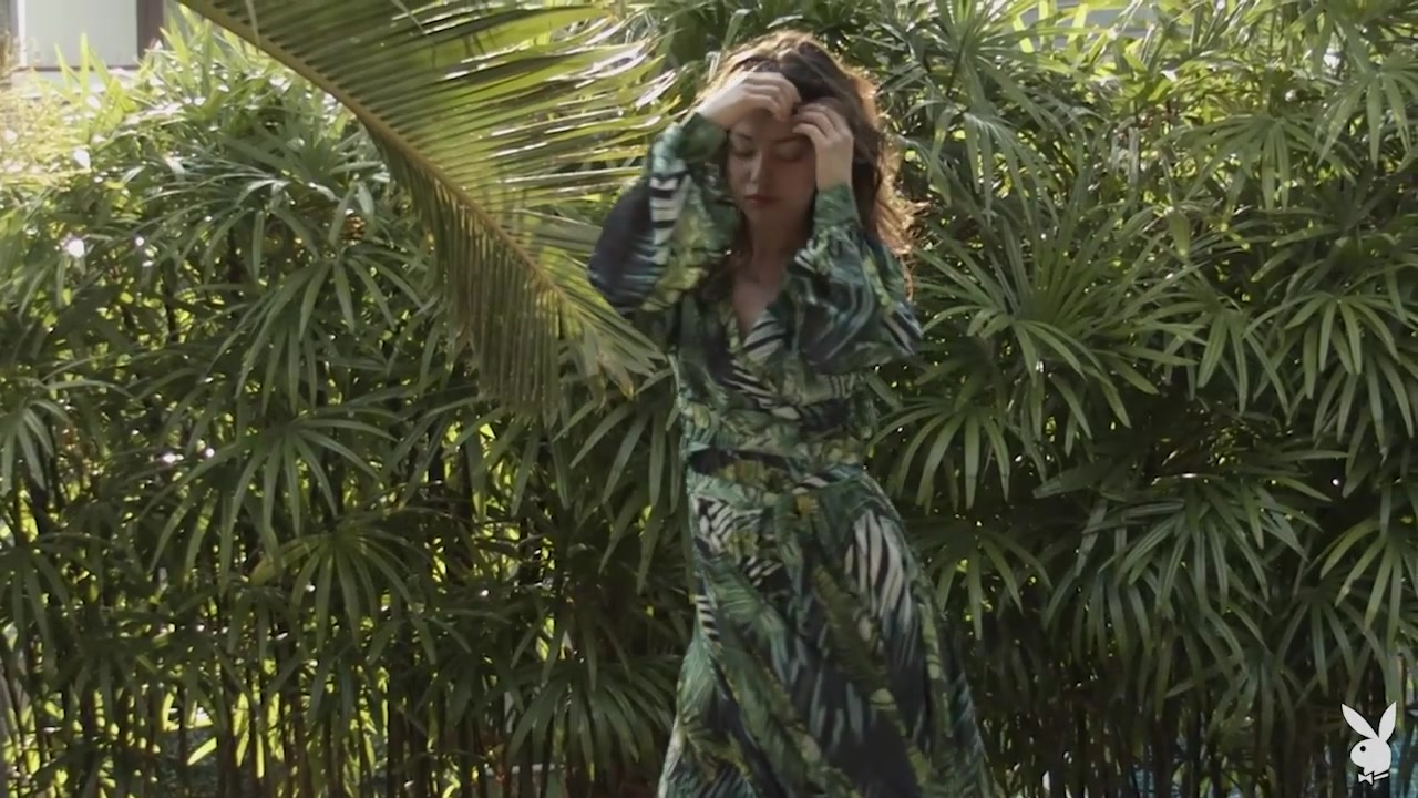 Kit Rysha in Tropical Release - PlayboyPlus