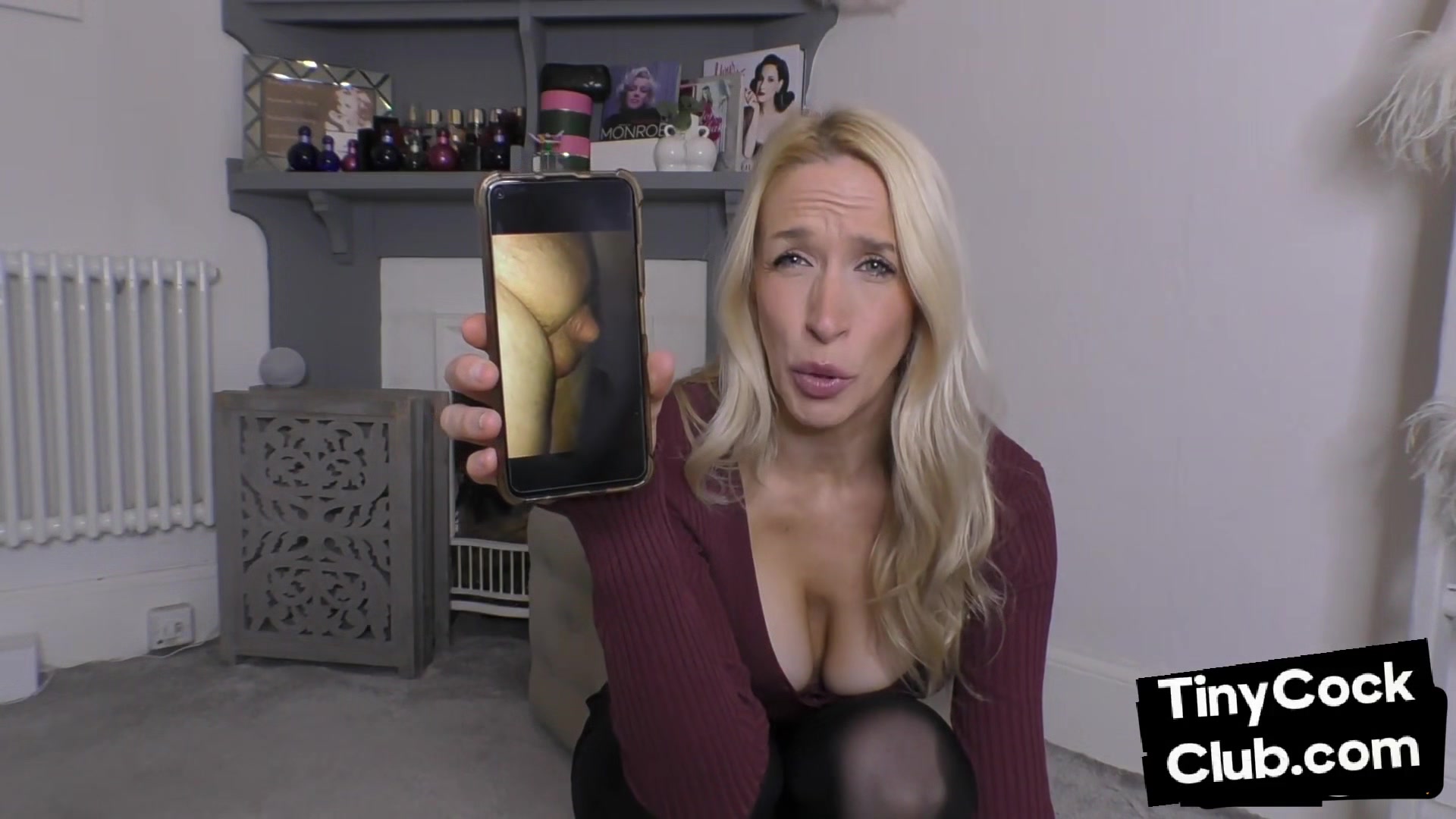 British SPH domina makes fun of losers with small dickie