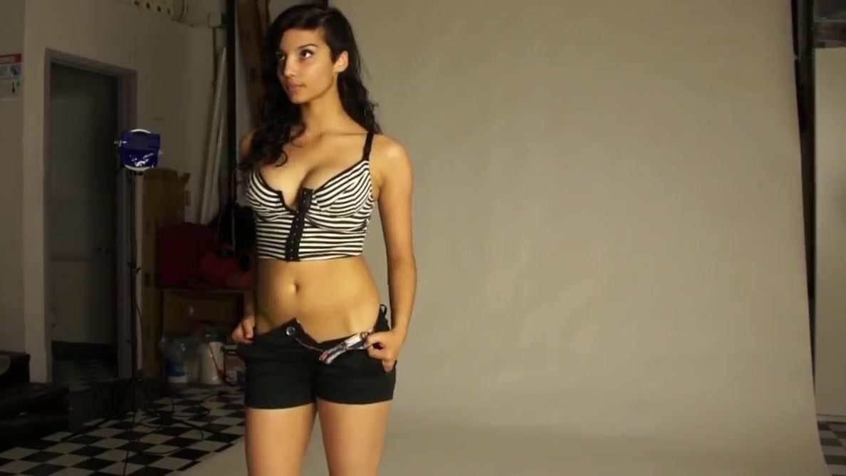 Shanaya Photosshoot 18
