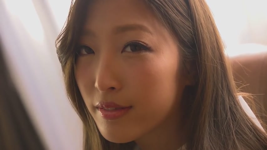 Emiri Momota Debut Vol.48: Loves Old Guy So Much - Caribbeancom