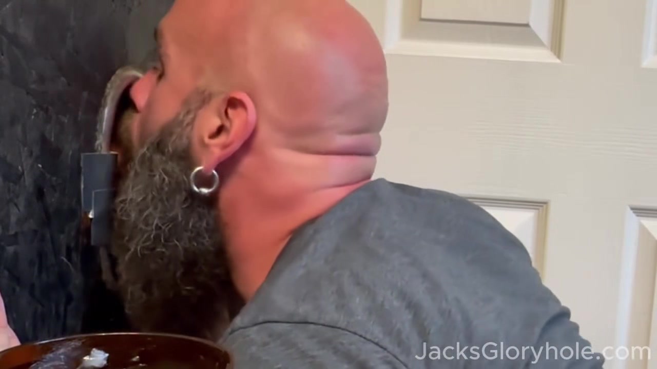 Girthy Bear Shoots Ropes In My Face