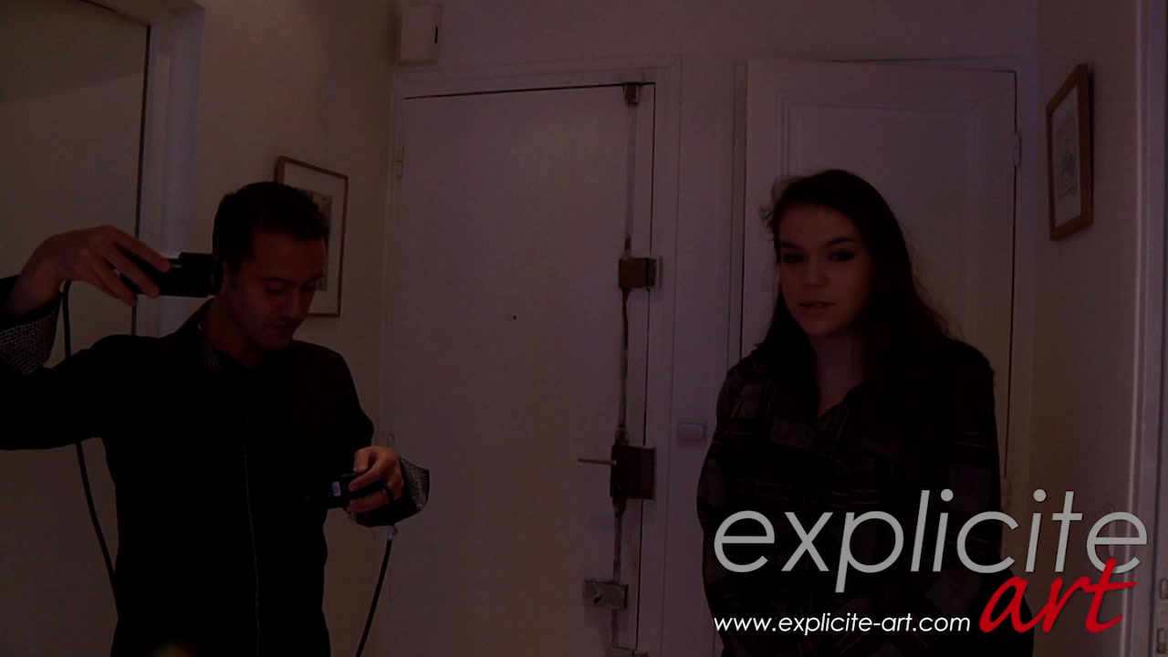 Casting in POV for a French teen 18+