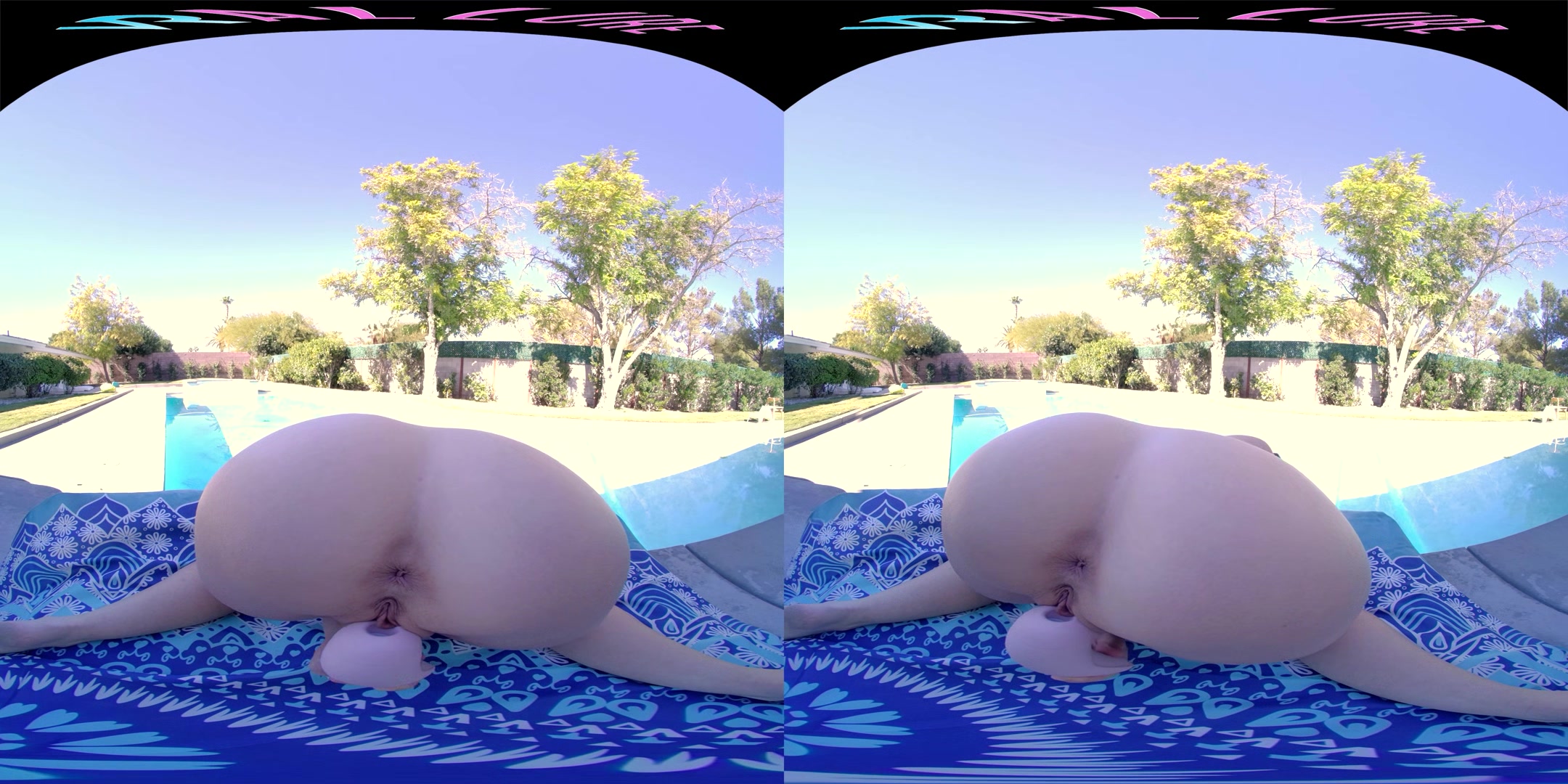 Horny blonde masturbates outside with her toys in virtual reality