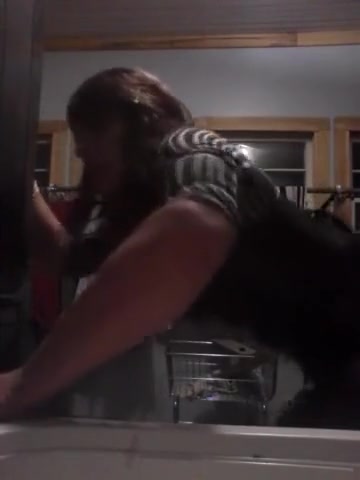 Cdsluterika craves cock