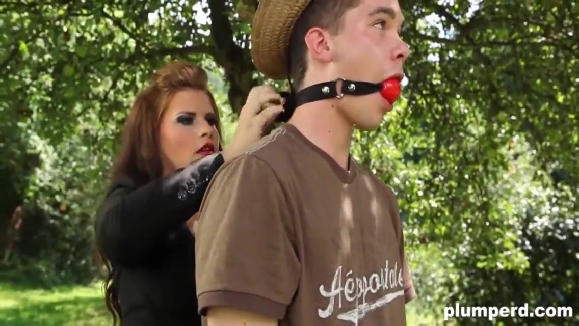 Heavy Sadistic Bitches Humiliate Skinny Cock