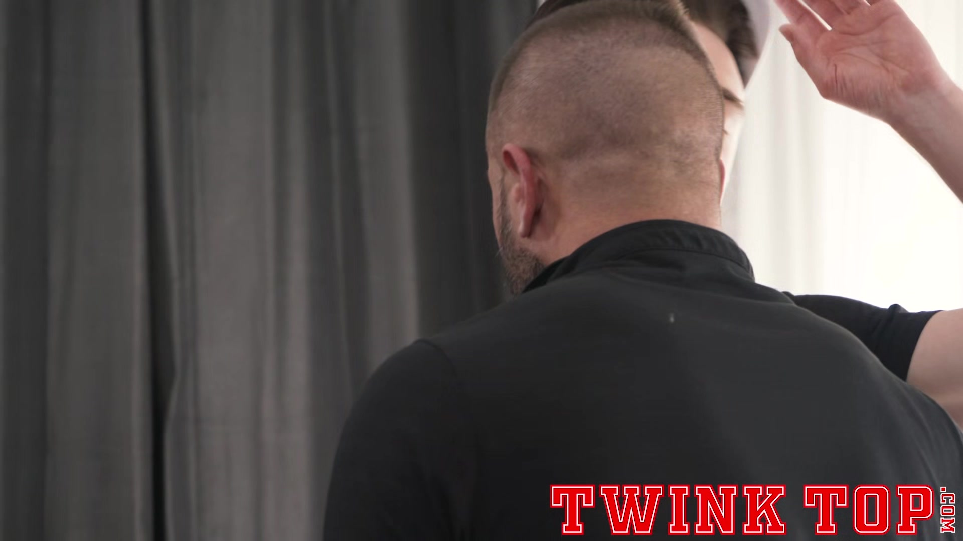 TwinkTop Macho muscle gay Dolf Dietrich gets fucked by hung twink