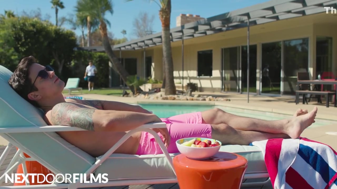 Muscle Hunk Poolboy Flip Fucks Client With Dakota Payne And Devin Franco