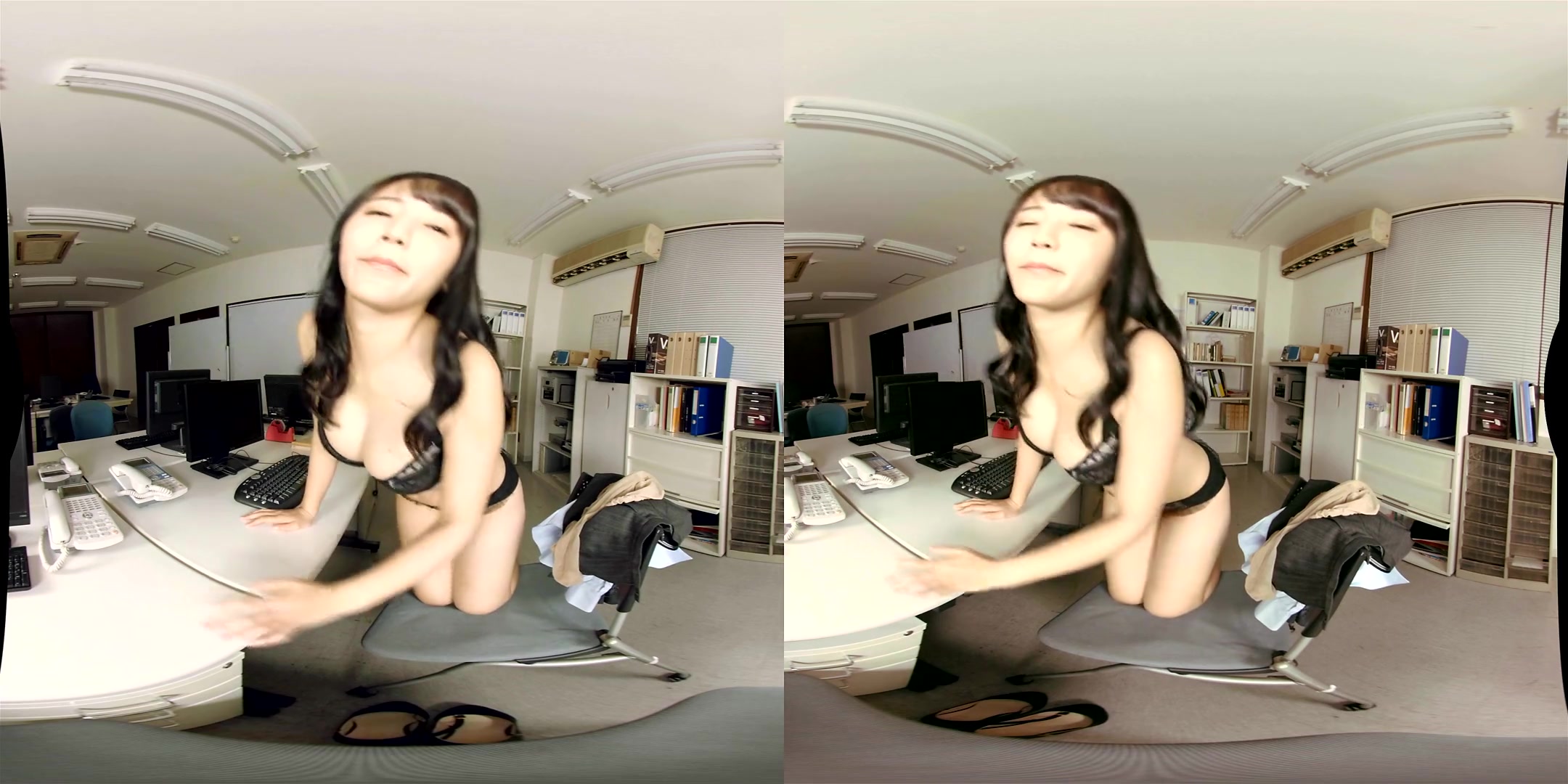 Yuri Hamada The Girl I Met on the Train Happens to be My Naughty Coworker - FANTASTICA