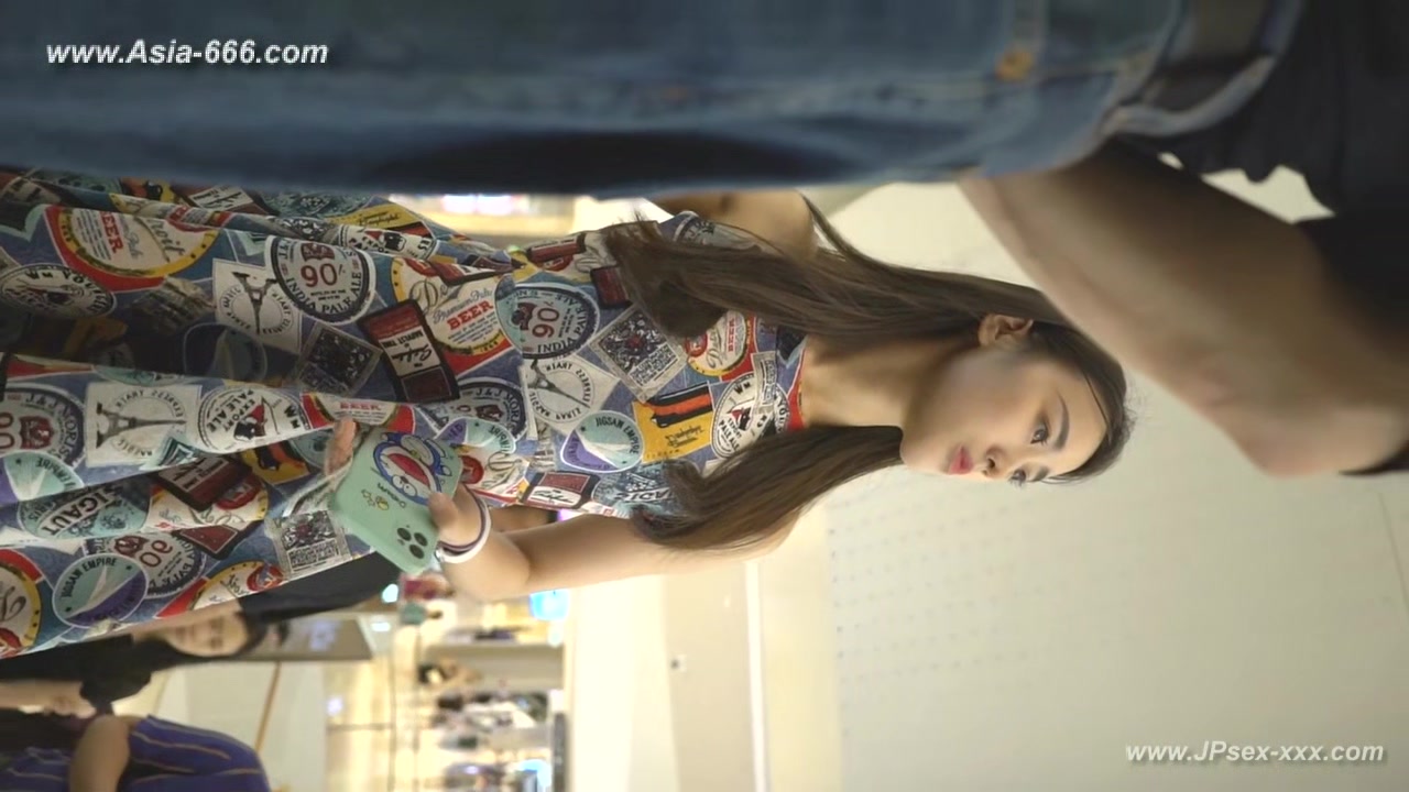 peeping chinese amateur upskirt.120
