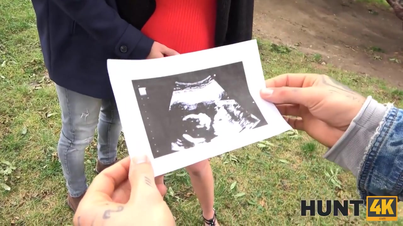 Pregnant Girl Feels Bizarre Desire To Be Bonked In