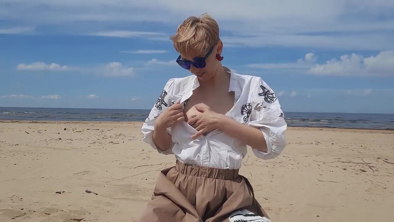 Tits Massage On The Public Beach