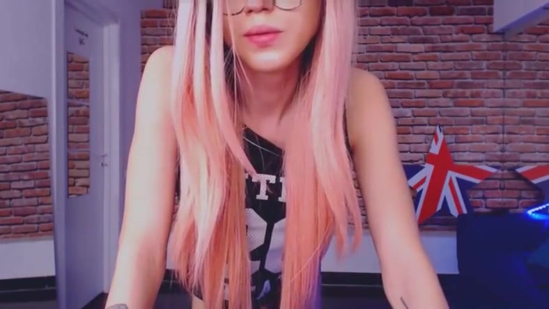Femboy Sissy cute dance
