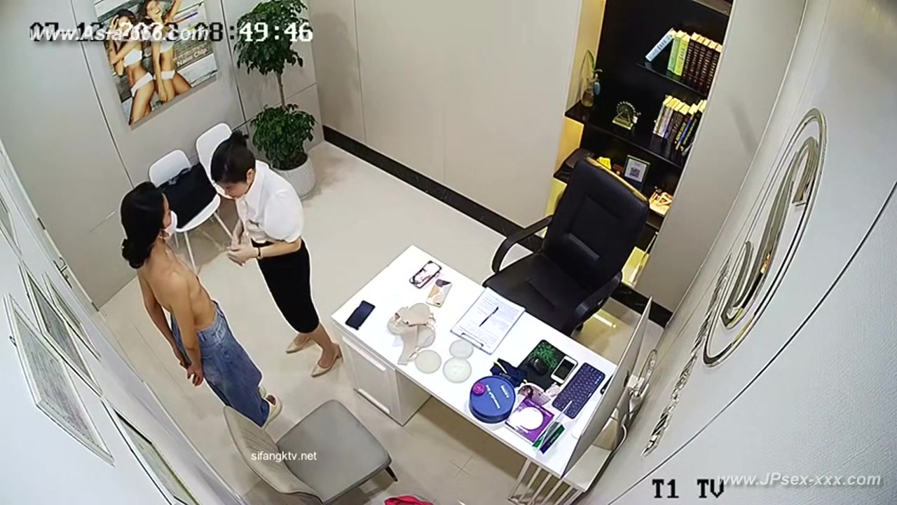 Peeping Hospital patient.25