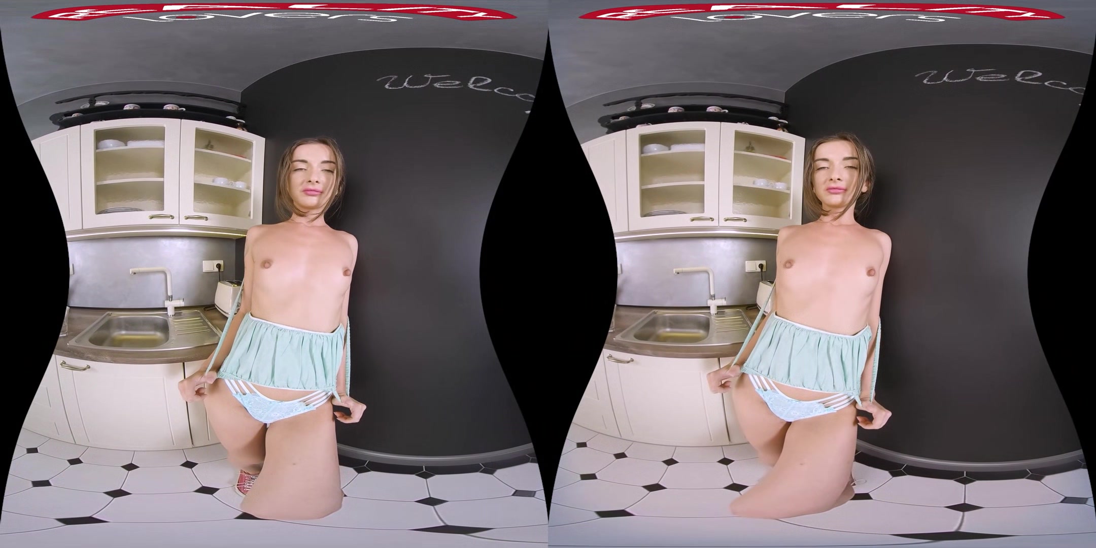 Play Girl stories with Sunny Star - RealityLovers