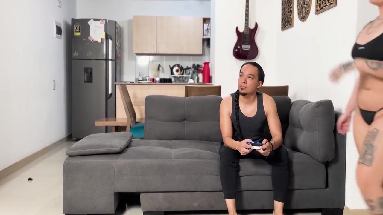 Sex With My Rommate, He Wants Xbox And I Want Dick