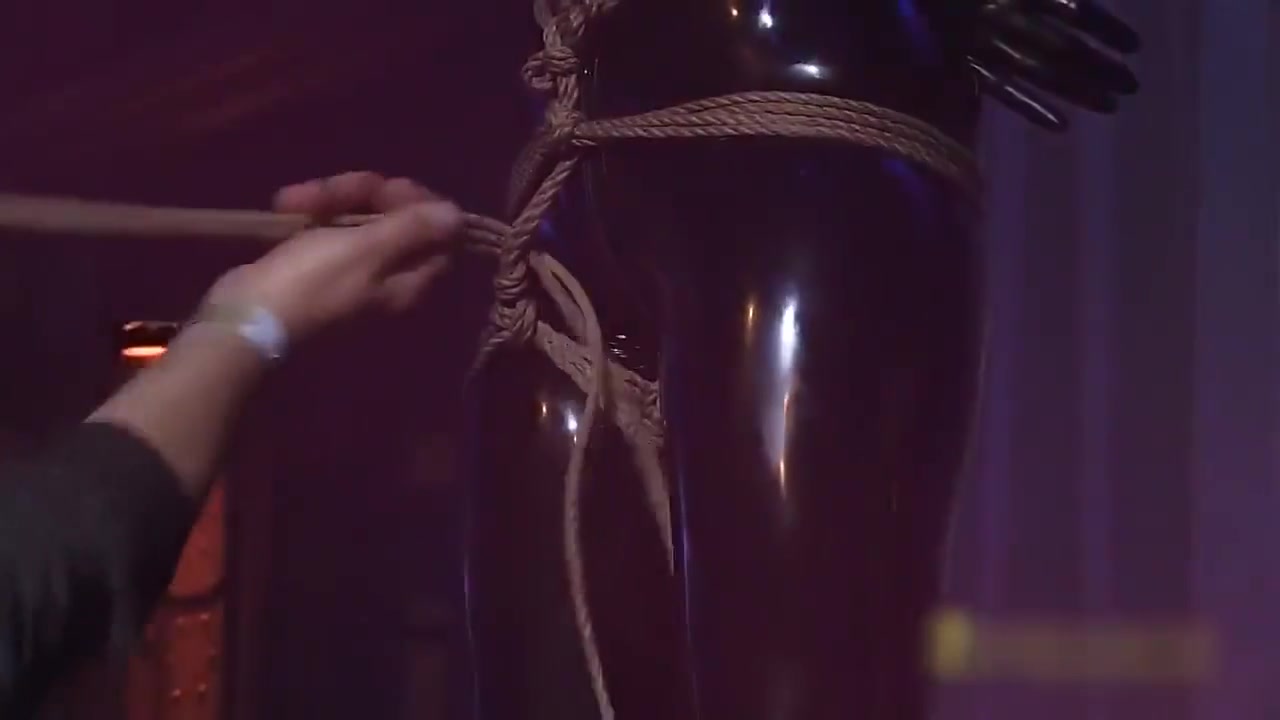 Latex Shibari