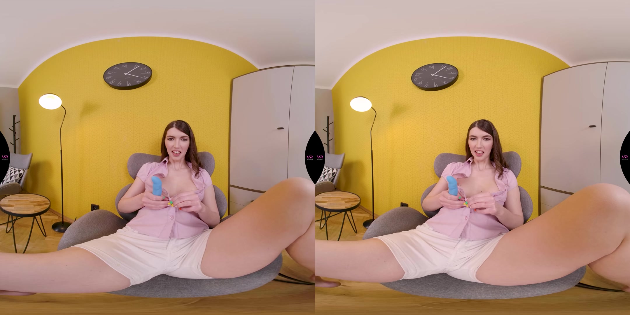 Small Blue Dildo Makes Me Cum - VRSexperts