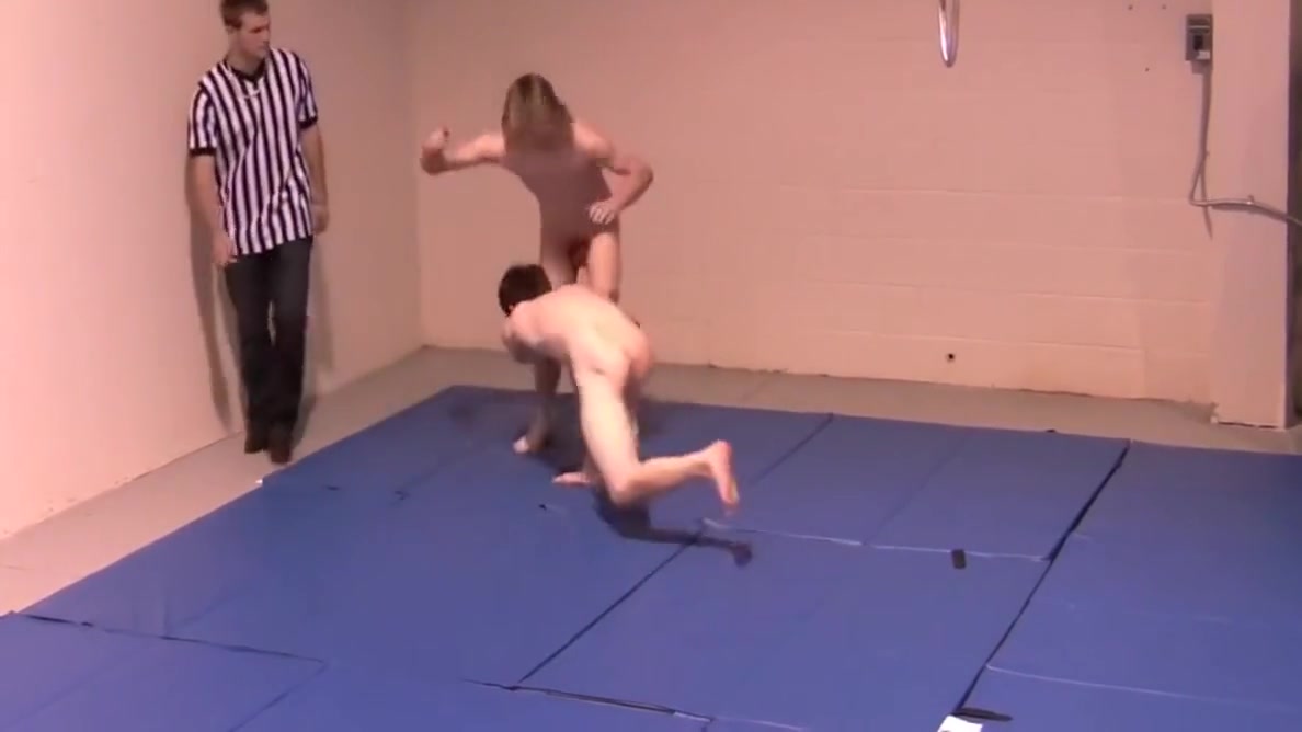 Strip Wrestling - Chapter 3